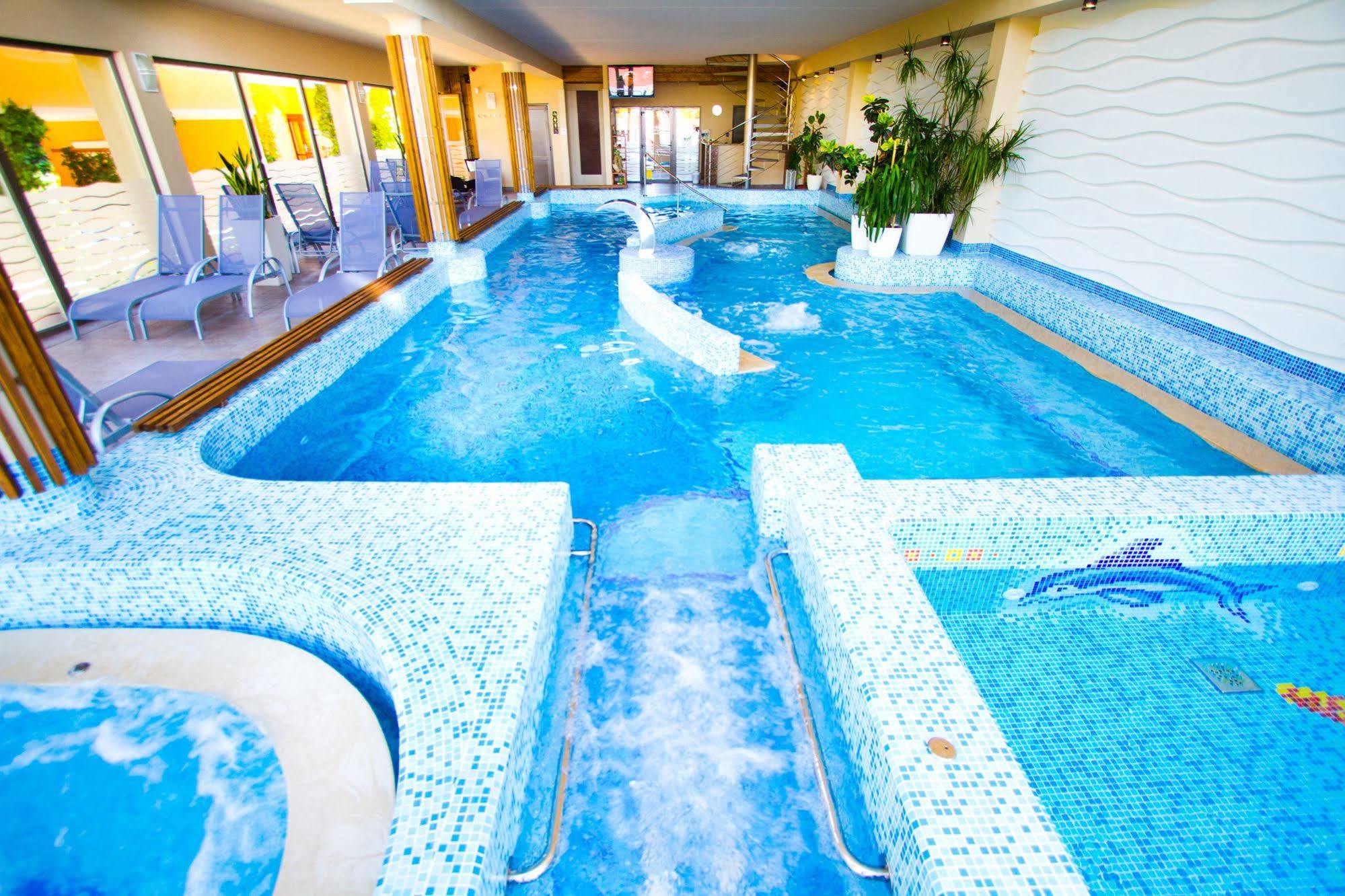 Piknik Wellness Hotel シオーフォク エクステリア 写真